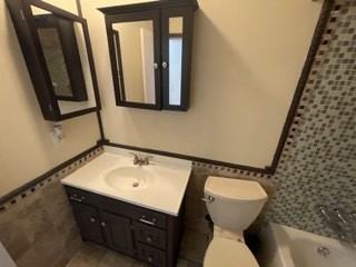 7118 Redondo Dr - Photo 3 of 17