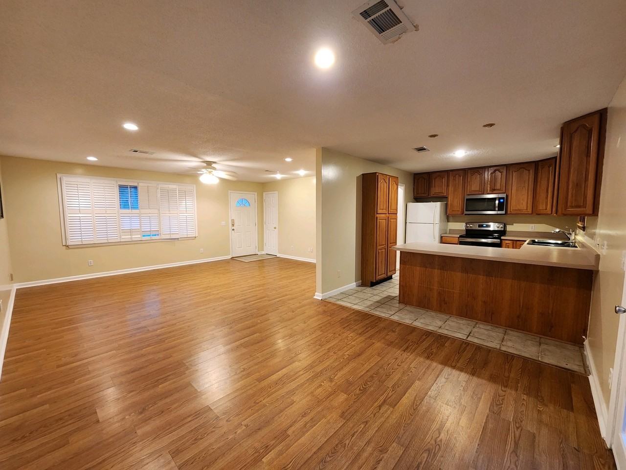 473U Bailey Rd - Photo 3 of 11