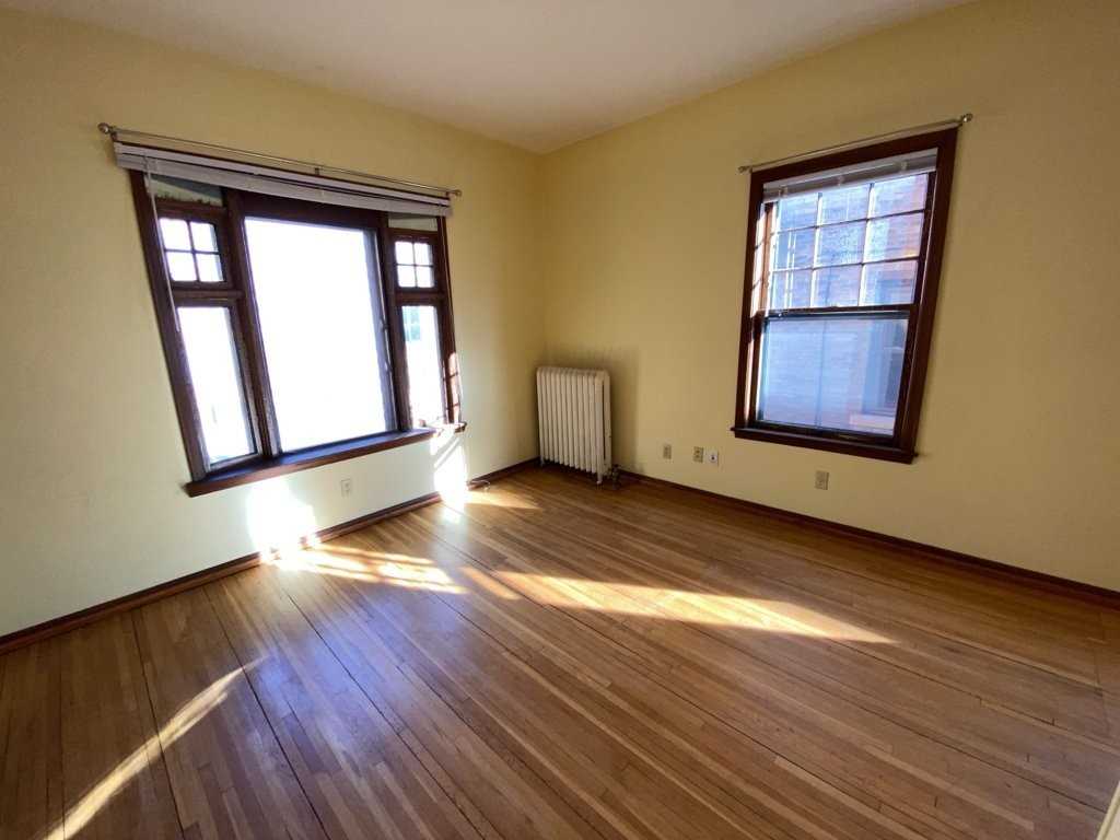 2008 Dupont Ave S #6 - Photo 6 of 13