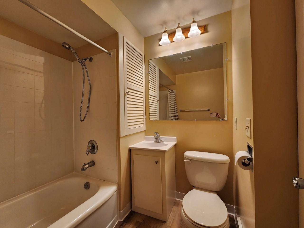 310 W 7th Ave - Photo 7 of 17