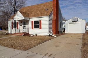 featured image of 124 W Marquette St