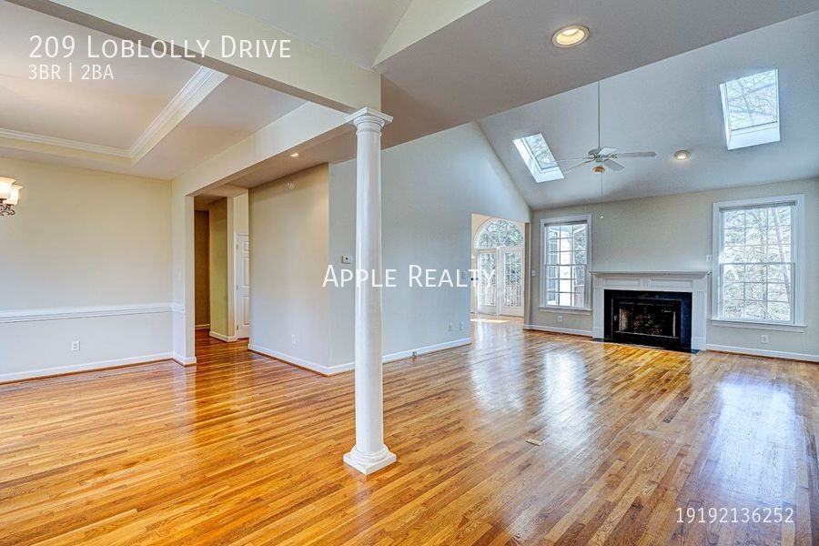 209 Loblolly Dr - Photo 2 of 30