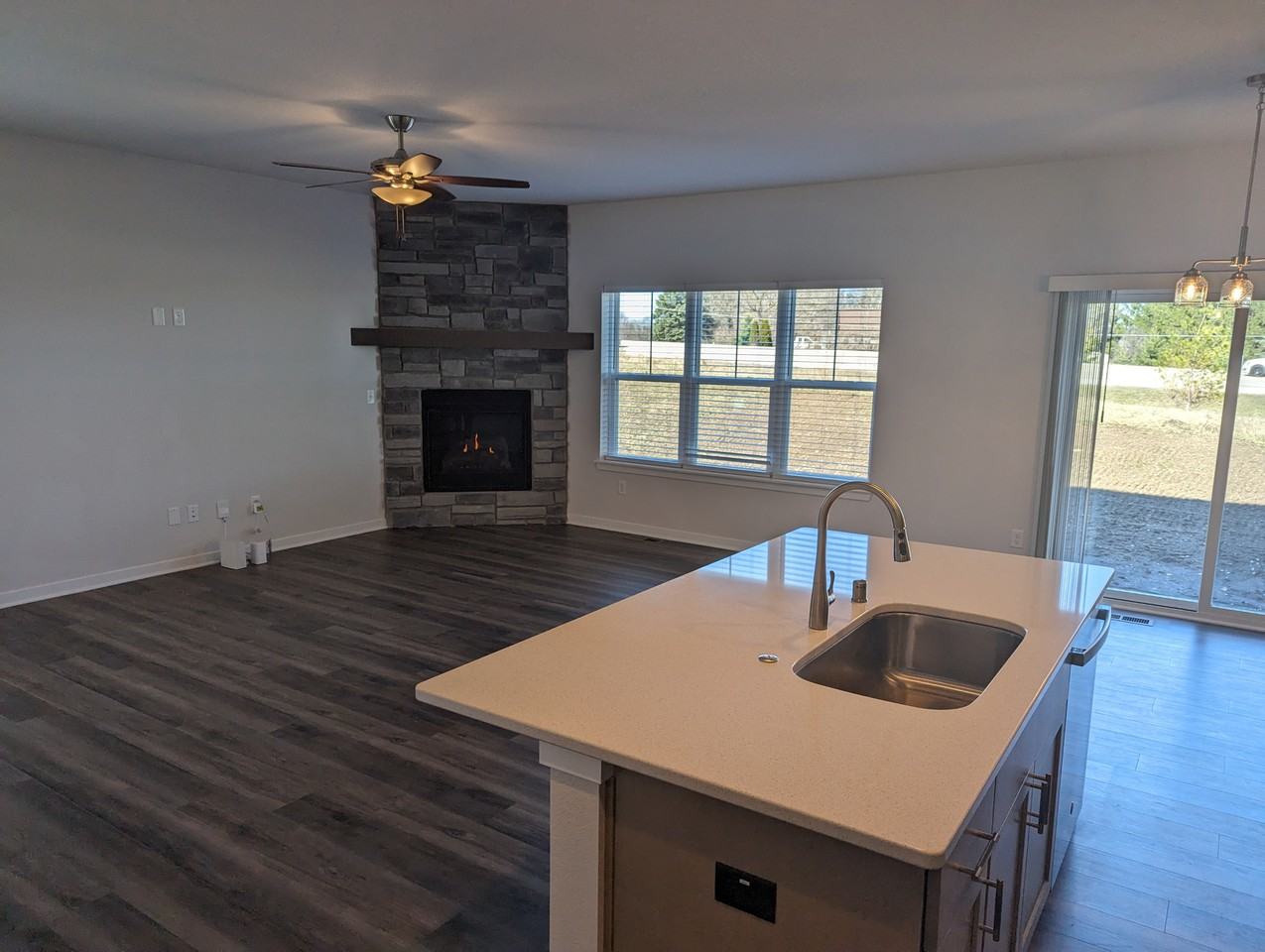 N67W25372 Breckenridge Ct - Photo 2 of 16