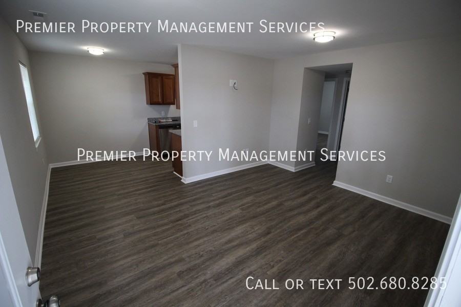 2403 Hermitage Way - Photo 3 of 24