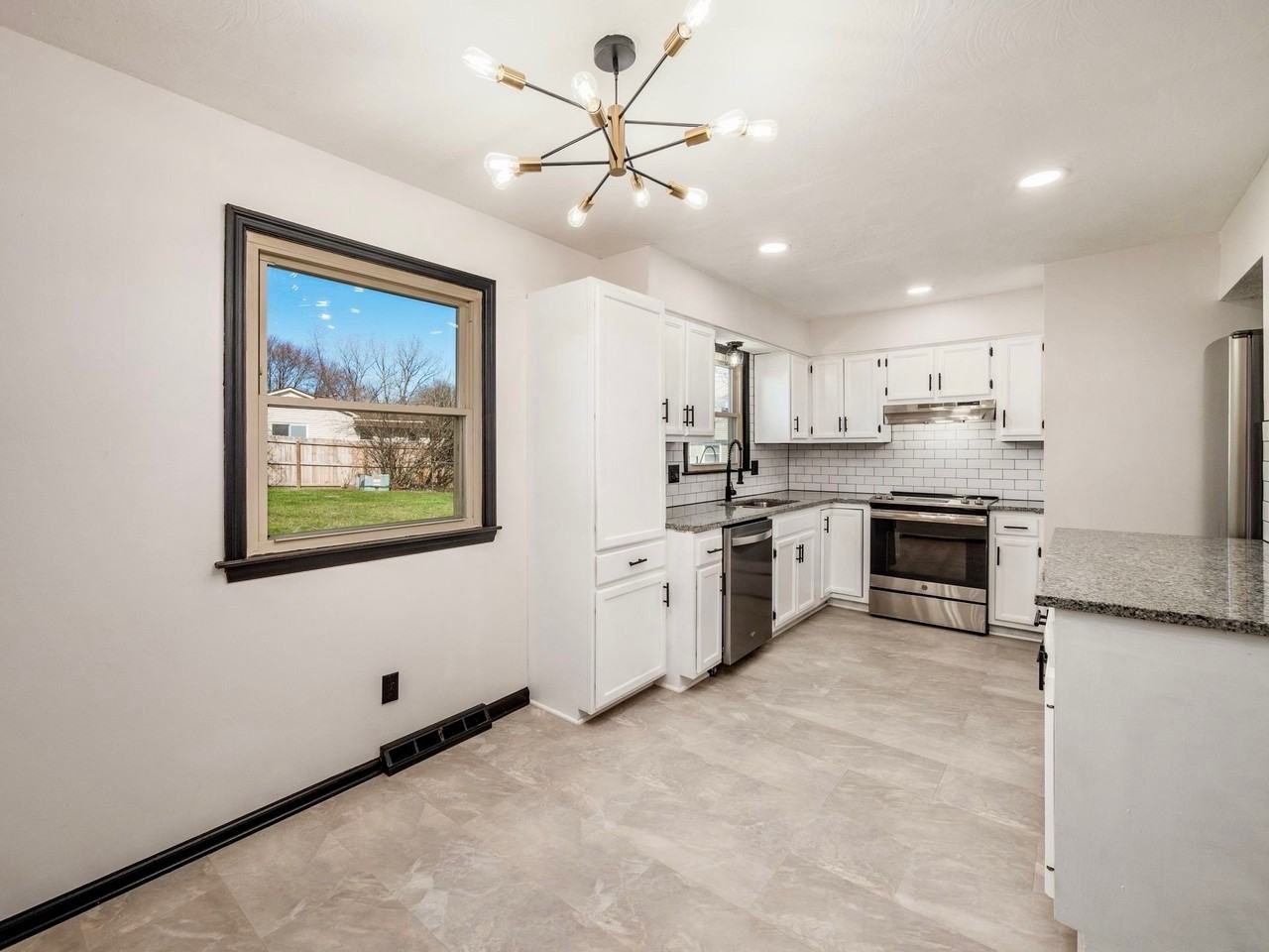 2832 Jack Pine Ct #NA - Photo 2 of 40