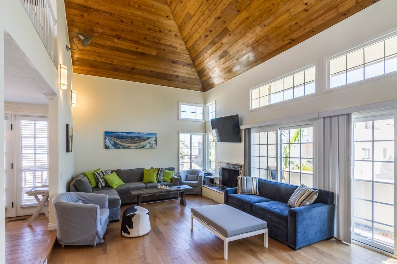 728 Jamaica Ct #NA - Photo 7 of 50