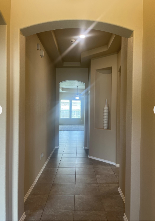 2025 Lake Vista Dr #NA - Photo 2 of 28