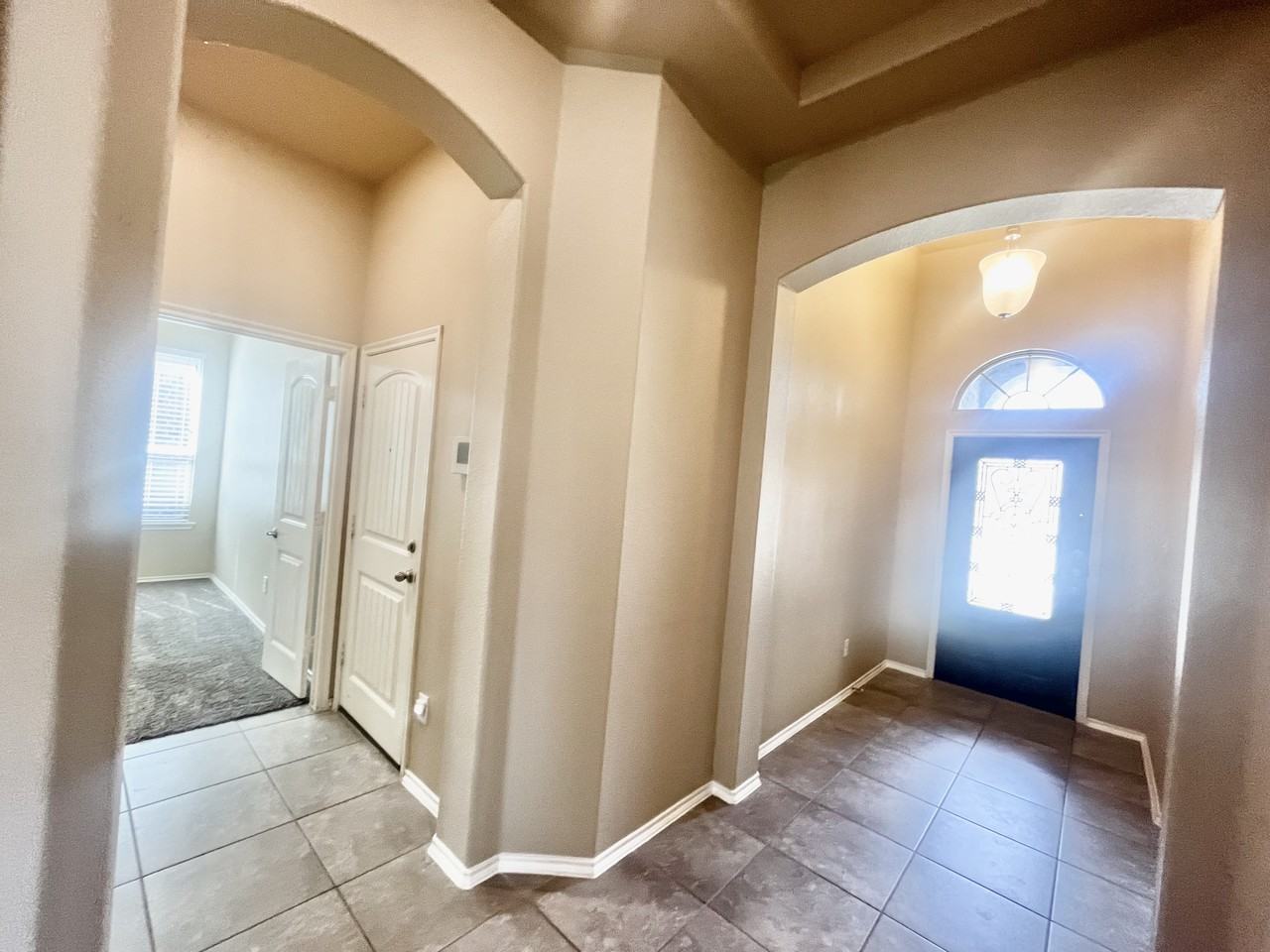 2025 Lake Vista Dr #NA - Photo 6 of 28