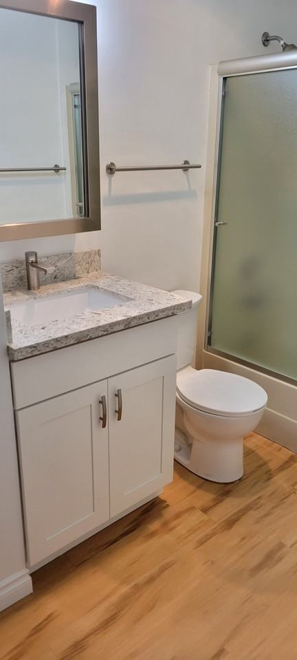 435 Williams Ave N #104 - Photo 4 of 6