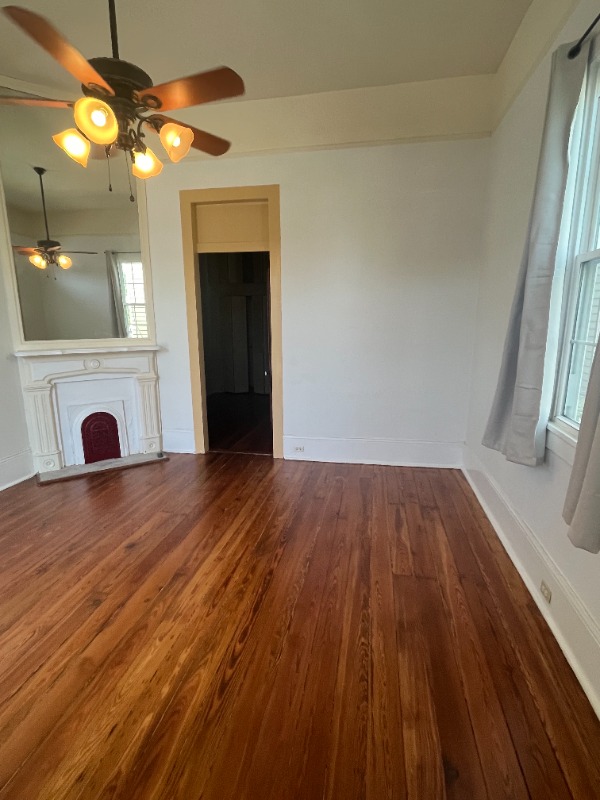 1026 Lyons St - Photo 2 of 9