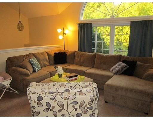 35 Moreland Green Dr - Photo 2 of 14