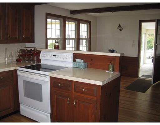 21 Hitchinpost Rd - Photo 2 of 20