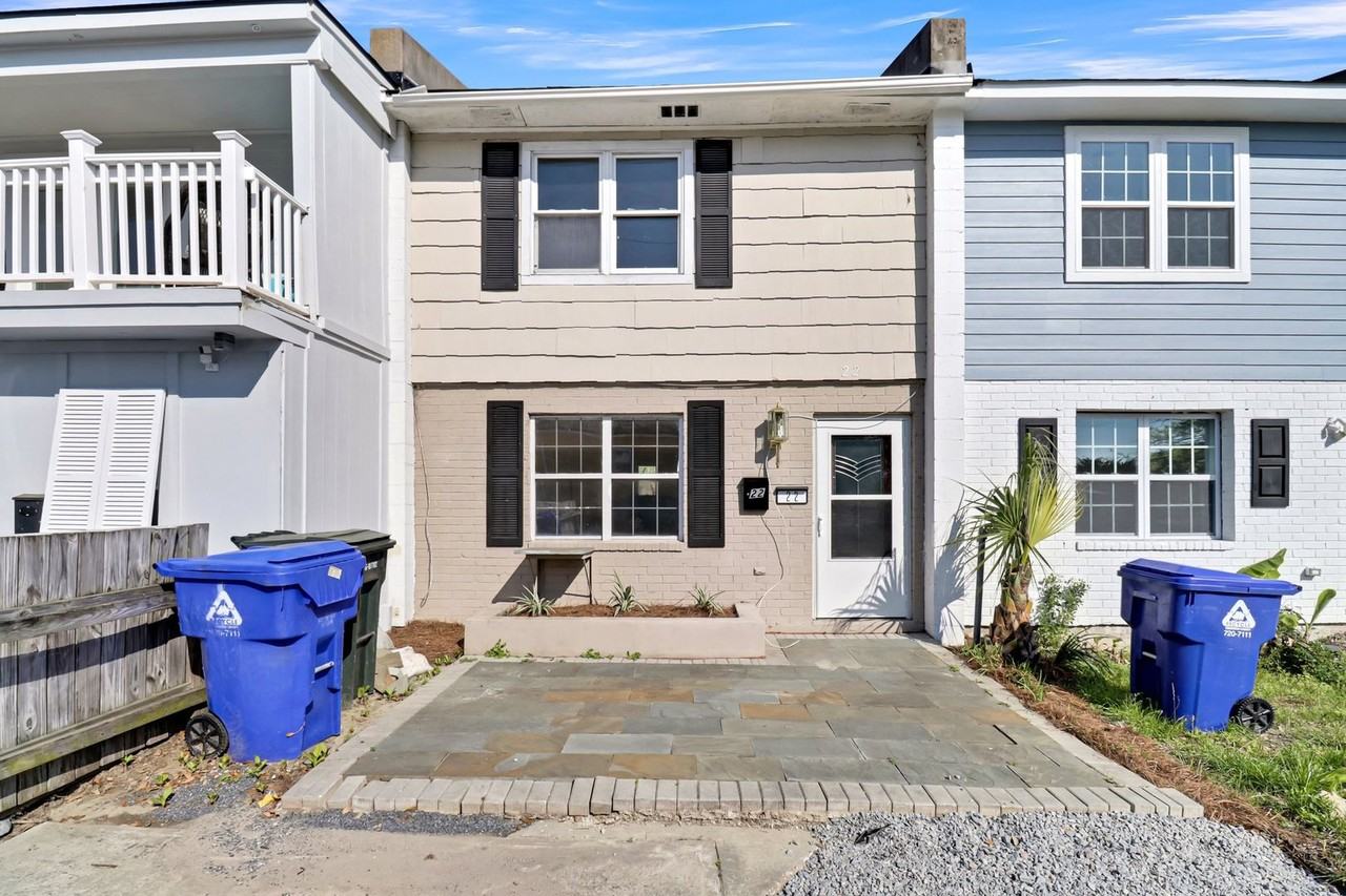 22 Cedar St - Photo 3 of 22