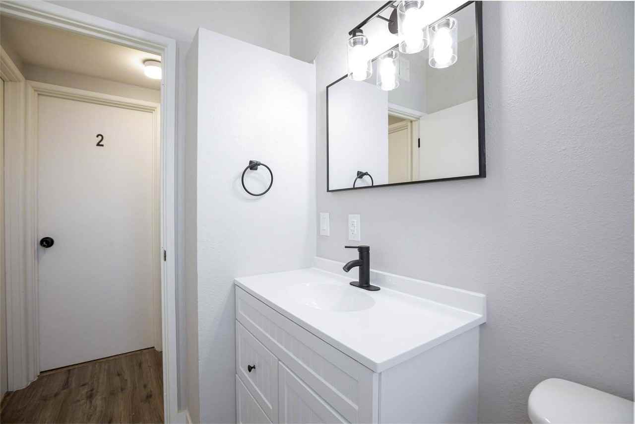 El Segundo Ave - Photo 3 of 13