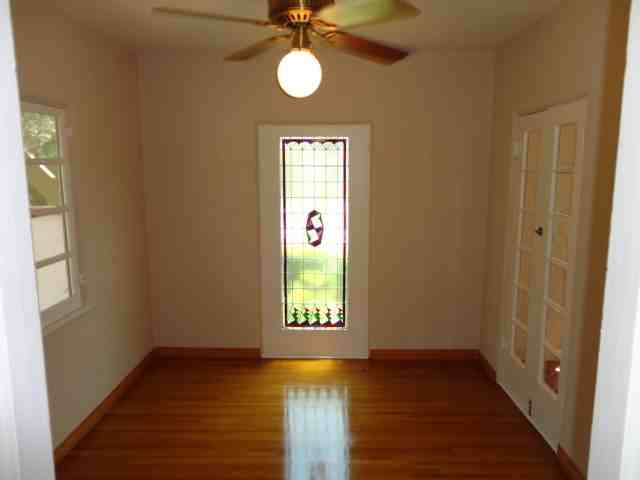 1111 Ethel St - Photo 3 of 12