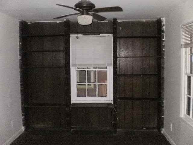 2415 Perkerson Rd Sw - Photo 2 of 7