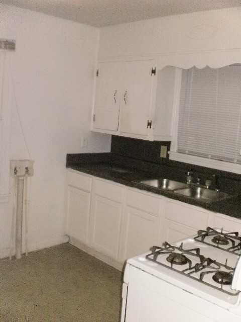 2415 Perkerson Rd Sw - Photo 3 of 7