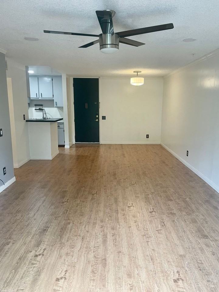 6304 Friars Rd #241 - Photo 3 of 8