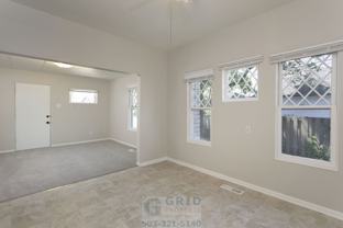 6827 Se Mitchell Ct - Photo 1 of 1