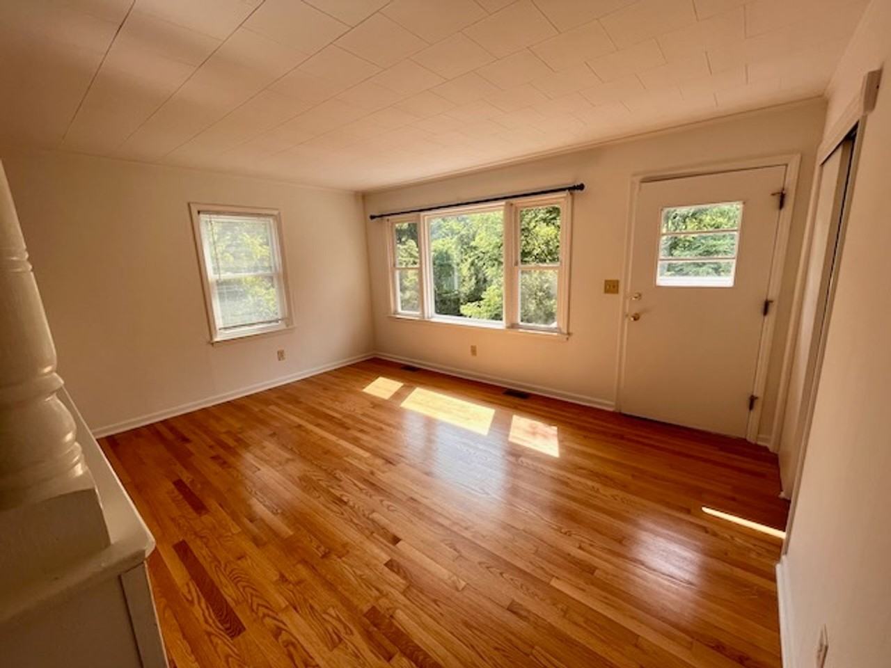 1480 Boxwood Dr - Photo 2 of 28