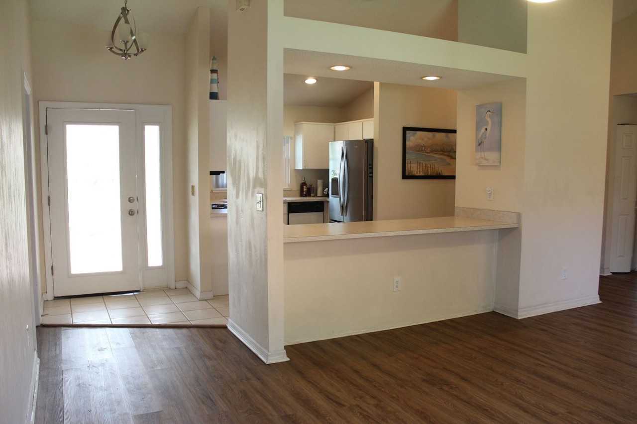 105 Tropic Bird Ct - Photo 3 of 24