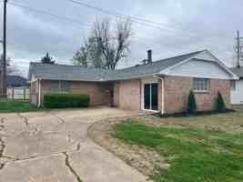 featured image of 204 Ridgecrest Rd
