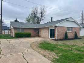 204 Ridgecrest Rd - Photo 1 of 1