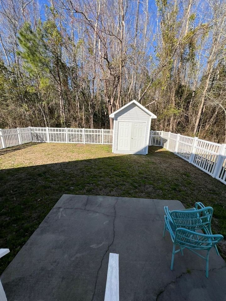 237 Grays Ln - Photo 2 of 14