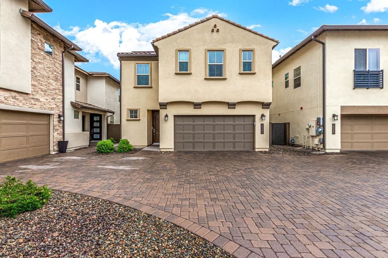 2355 W Whisper Rock Trl - Photo 4 of 40