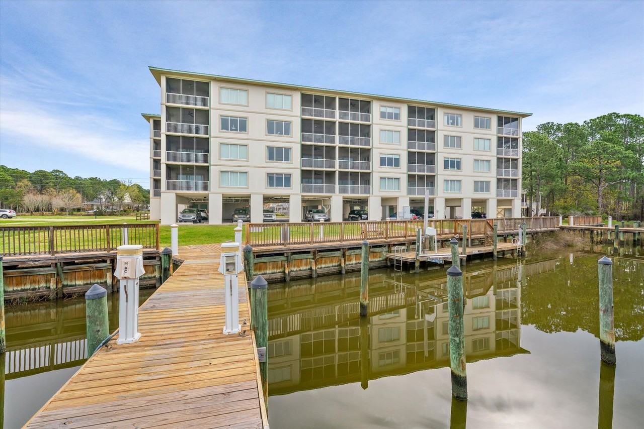 4297 County Road 6 - Photo 2 of 26