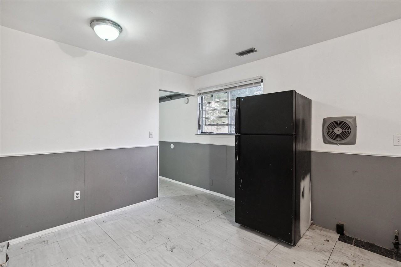 16800 Wormer St - Photo 6 of 16