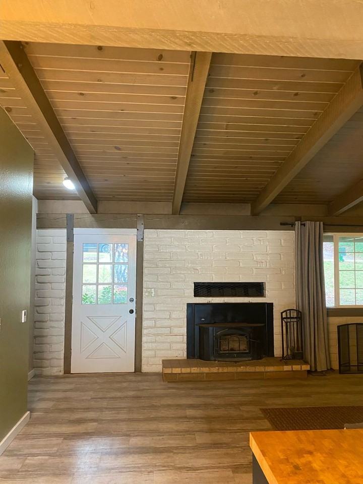 4736 Hartley Dr - Photo 3 of 22