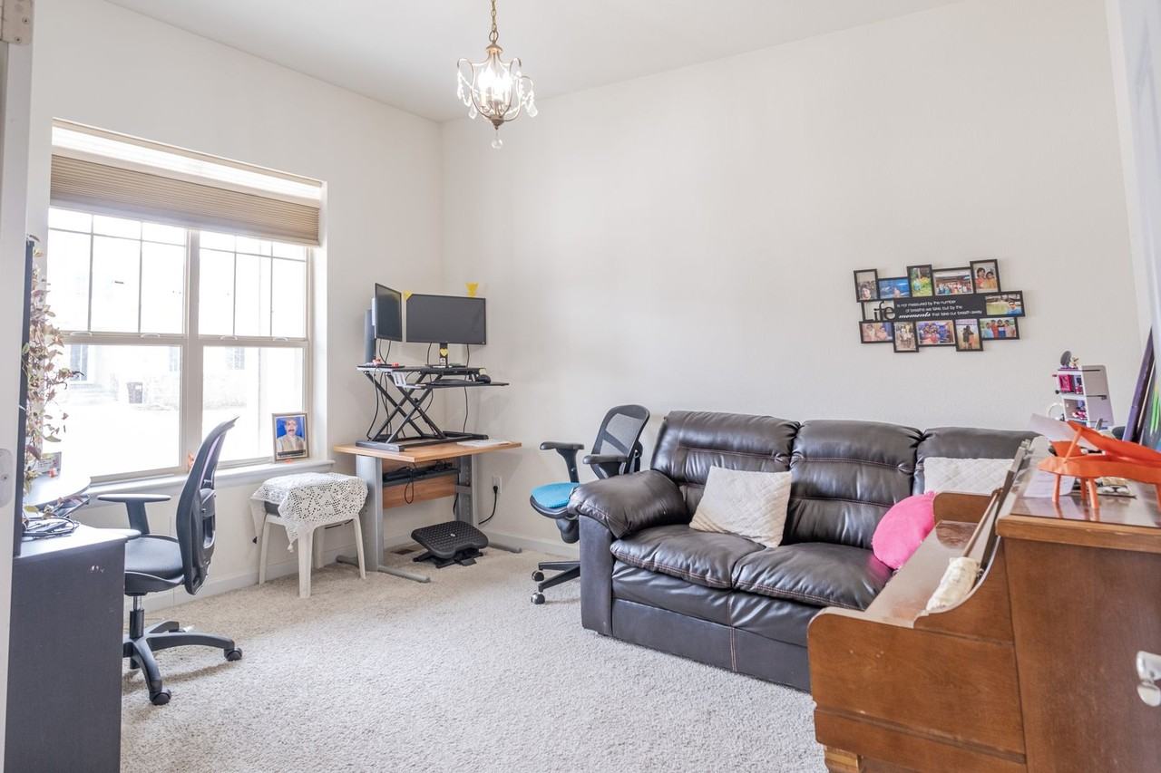 5927 Fall Harvest Way - Photo 4 of 26