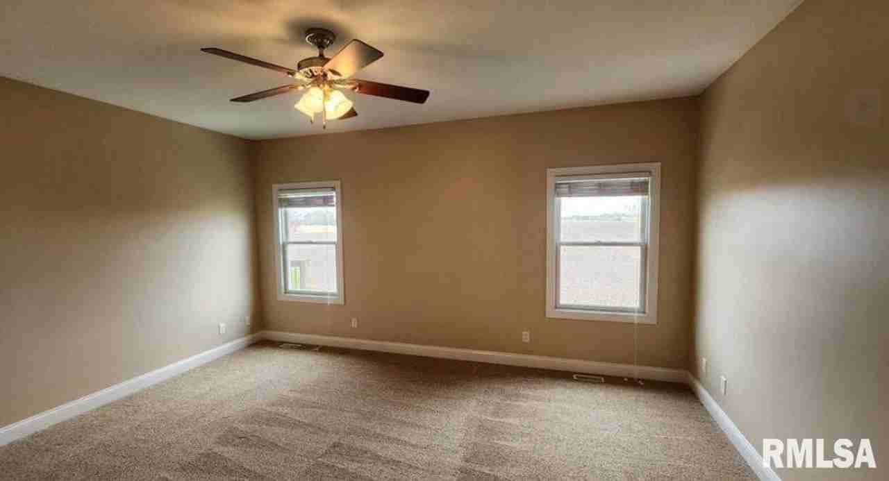 2702 Johnathan Pl - Photo 3 of 10