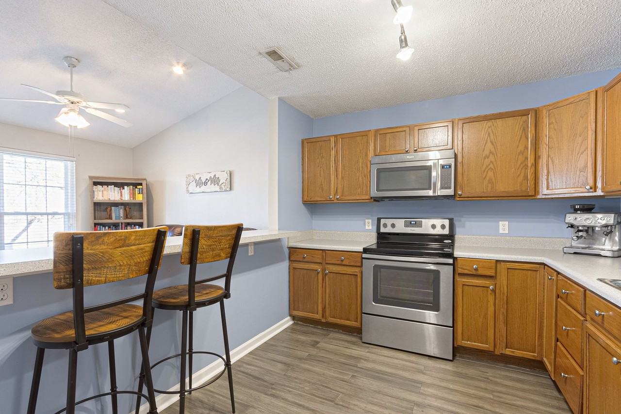 228 Dalton Place Way - Photo 2 of 21