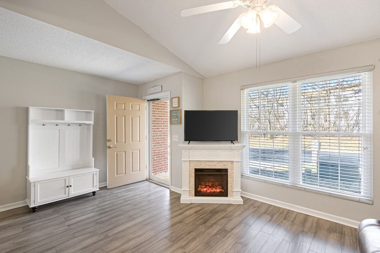 228 Dalton Place Way - Photo 7 of 21