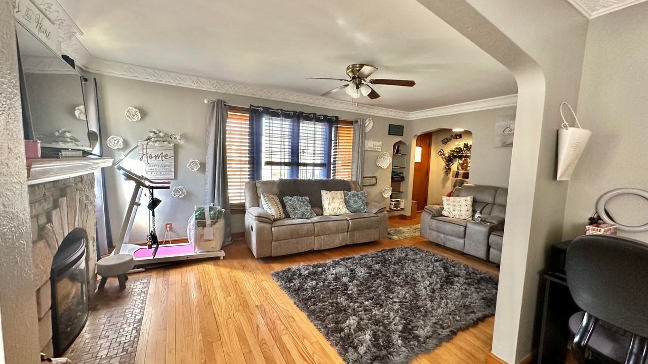 2630 N 67th St. - Photo 3 of 11