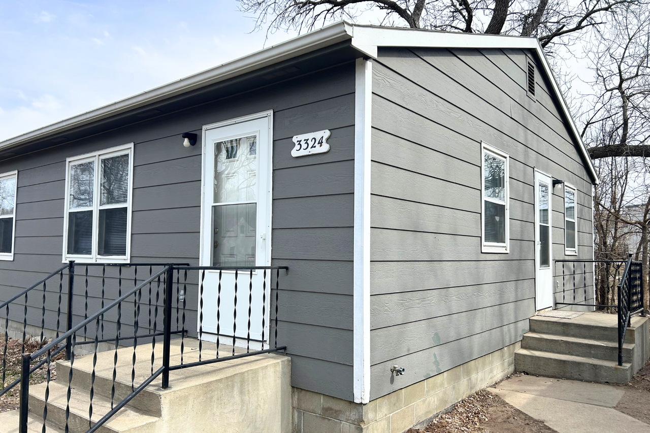 3324 N 10th Ave - Photo 2 of 16