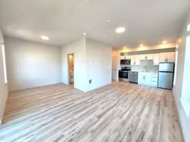 810 Yakima - Photo 1 of 1