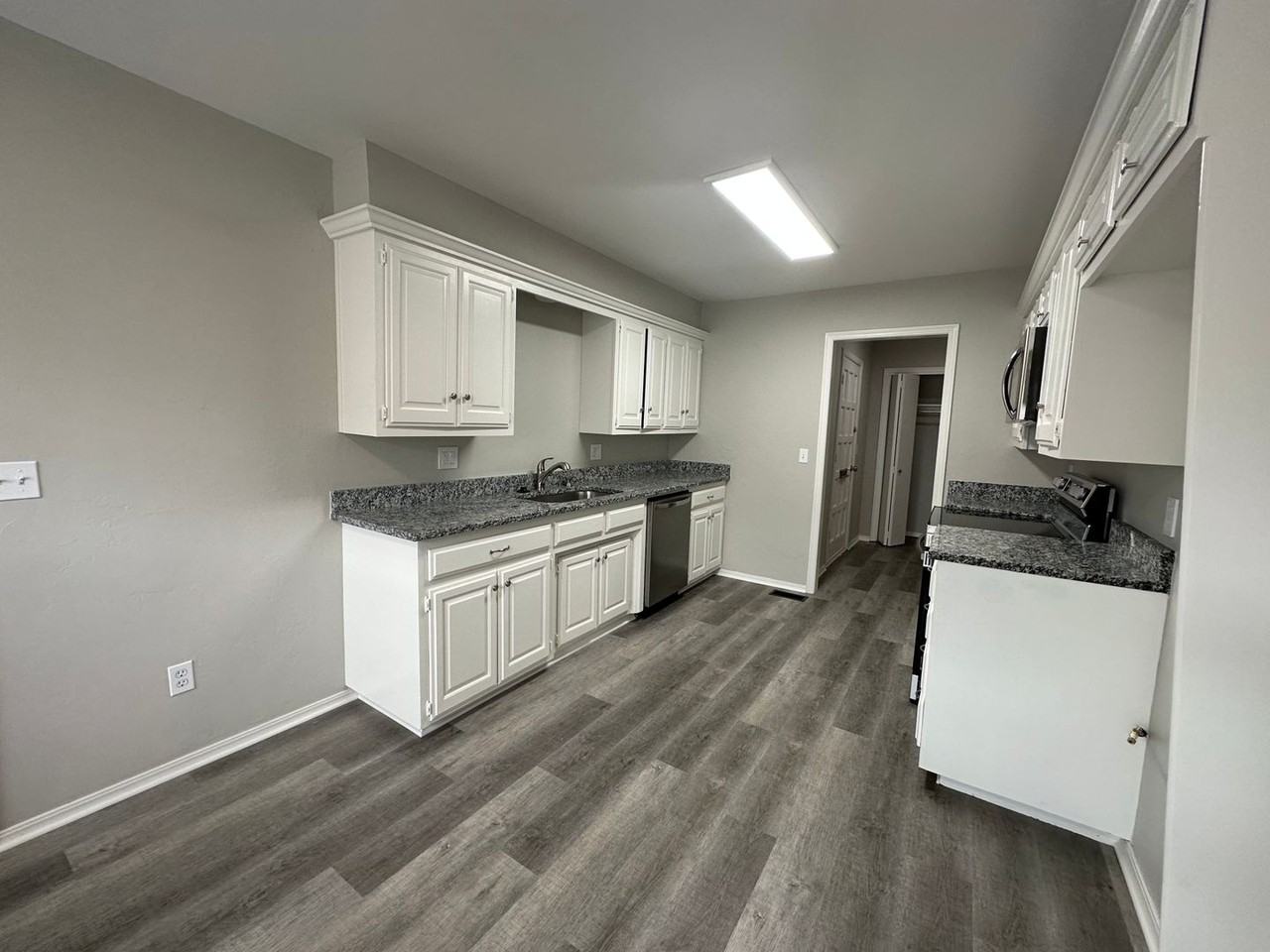 6102 N Ross Ave - Photo 7 of 21
