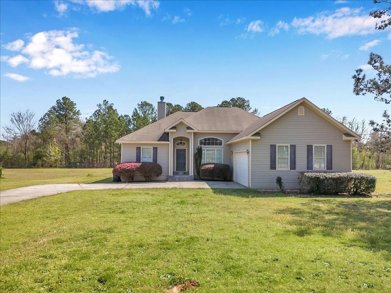 331 Amanda Dr - Photo 5 of 35