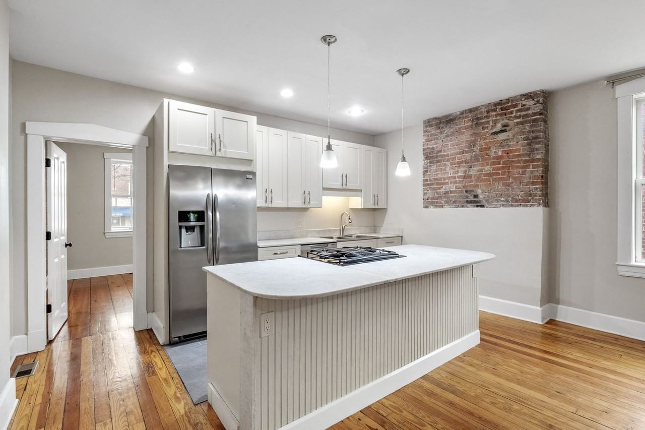 2226 Gravois Ave - Photo 6 of 33