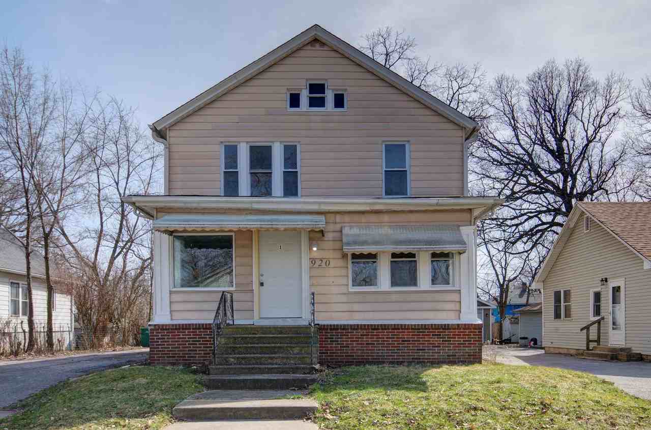 920 Jasper St - Photo 2 of 16