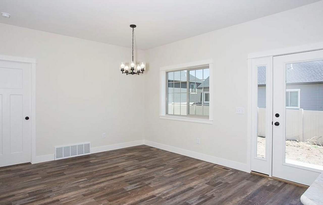 907 Ninebark St - Photo 3 of 16