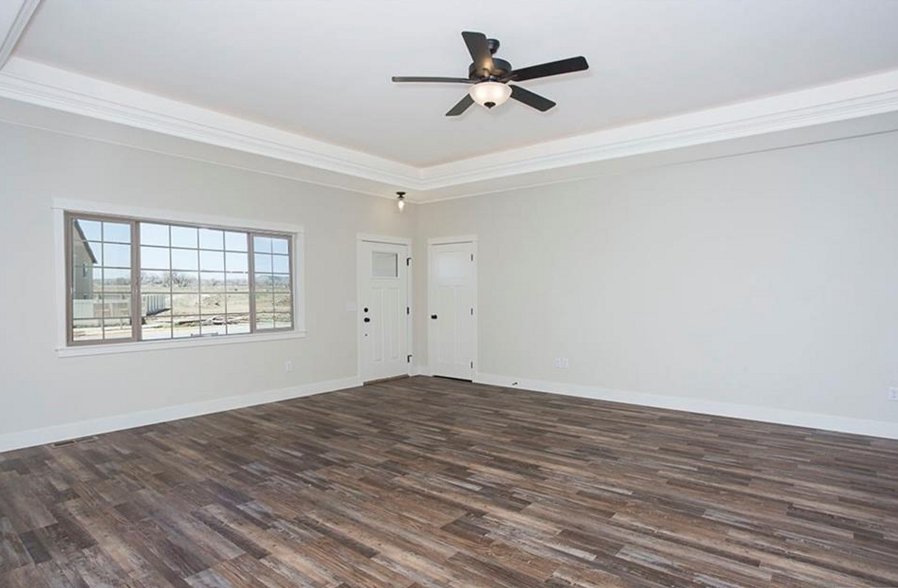 907 Ninebark St - Photo 4 of 16