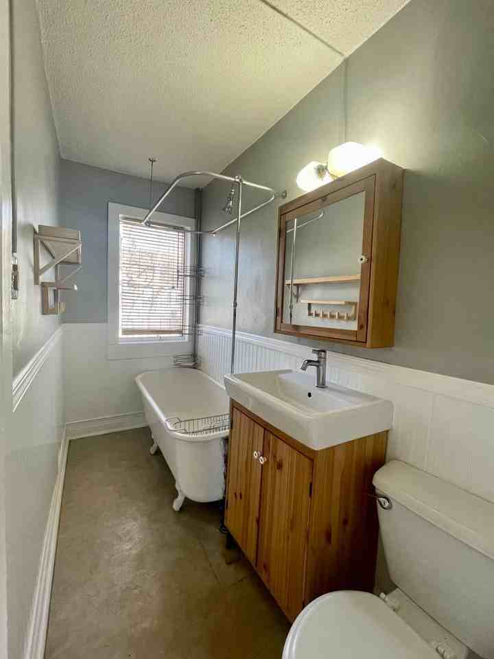 2121 11th Ave S - Photo 6 of 11
