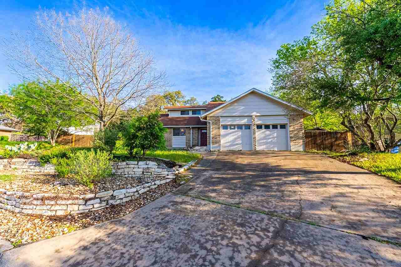 7010 Scenic Brook Dr - Photo 3 of 29