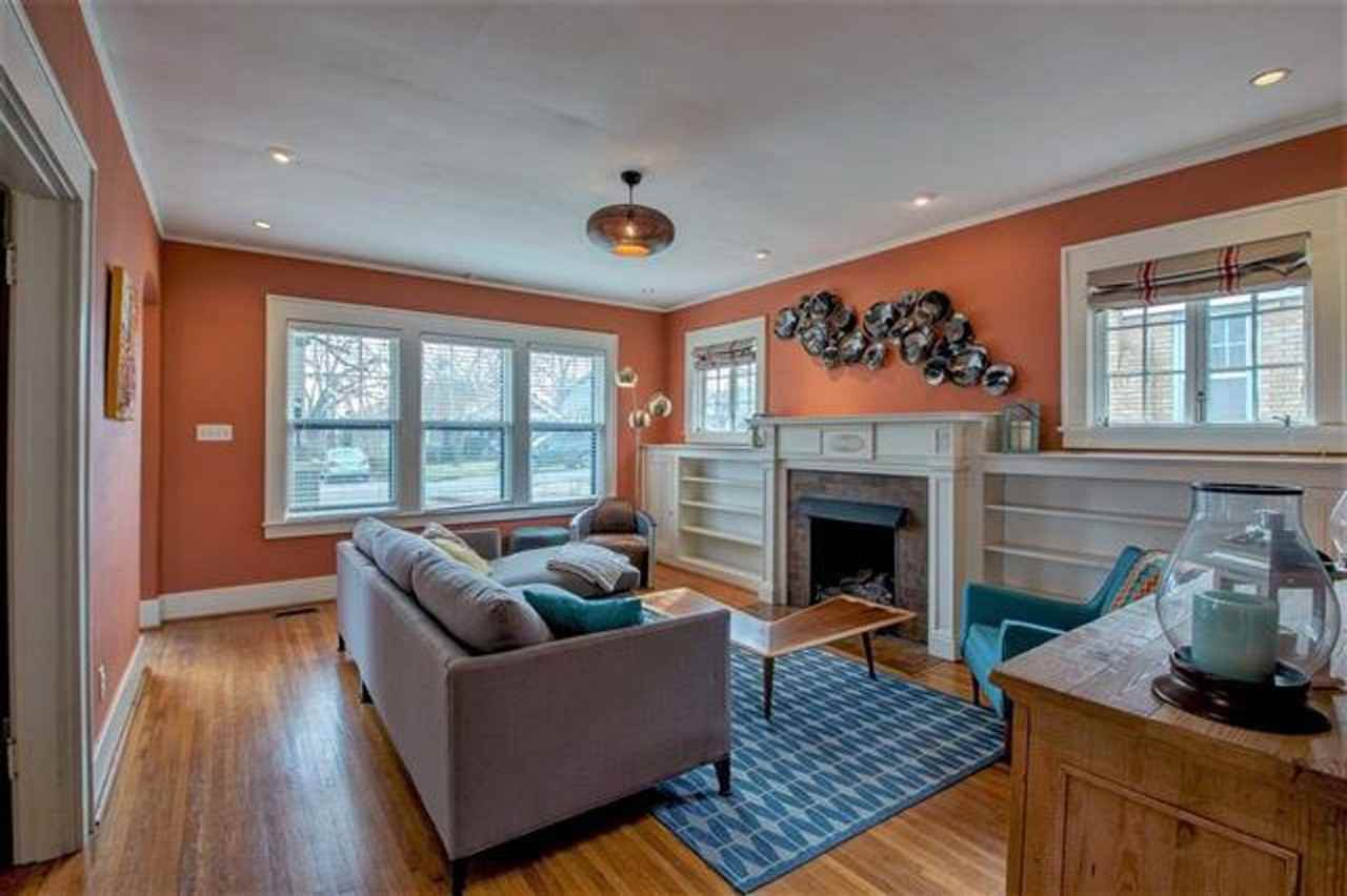 3810 Compton St - Photo 6 of 15
