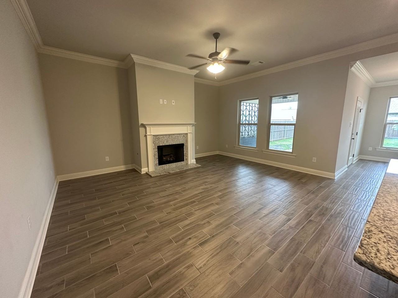 116 Cessna Dr - Photo 4 of 20