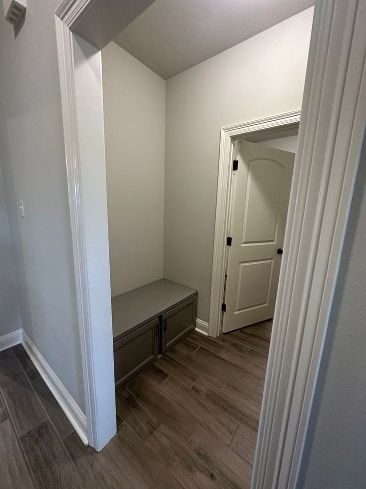 116 Cessna Dr - Photo 6 of 20